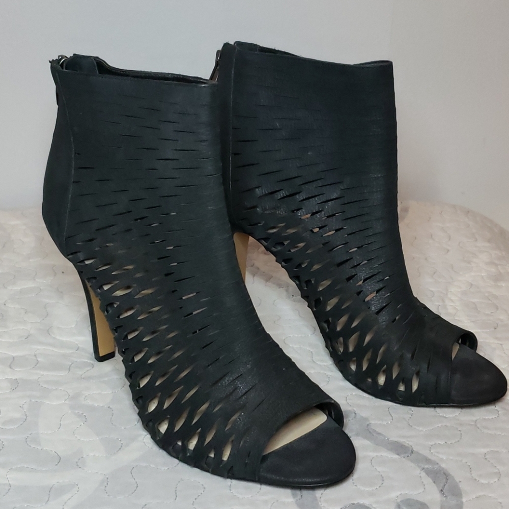 ***Price Drop***Vince Camuto Krandi Bootie